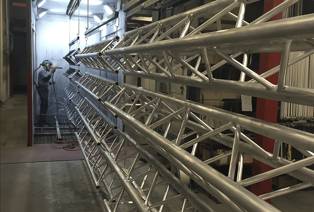 Sisälle vai ulos? Kappaleen käyttöympäristön vaikutus maalipinnan laatuvaatimuksiin